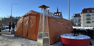 W trzech miastach regionu stanęły namioty doraźnego ogrzania