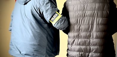 Ostróda: Zatrzymani podejrzani o włamanie do budynku plebanii