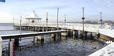 Ostróda planuje naprawę molo, ławek i placów zabaw. Ruszyły procedury przetargowe