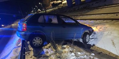 Ostróda: Skoda porzucona przy torach. 22-latek stanie przed sądem