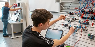 Zawód przyszłości w Ostródzie. Mechatronik to kierunek dla ambitnych