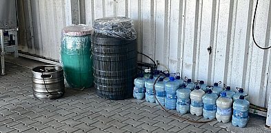 Gm. Ostróda: Nielegalnie produkował alkohol. Zabezpieczono aparaturę, zacier i...