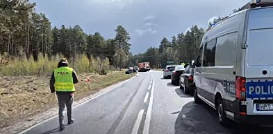Tragiczny wypadek na DK 58 między Piszem a Rucianem-Nidą. Nie żyje 2 kierowców