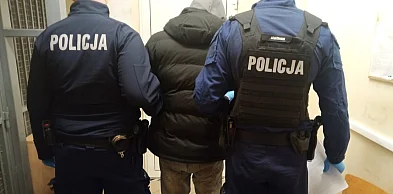 BIskupiec: Nielegalny transport 8 migrantów - zatrzymano "kuriera" z Francji