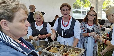 Warmia i Mazury: Smaki regionu wracają na stoły. Kalendarz kulinarnego lata