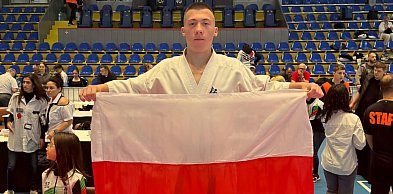 Poszedł w ślady brata! Mateusz Kajetanek wicemistrzem Europy w karate kyokushin!