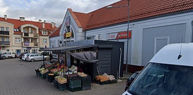 Ostróda: „Podpaliłem z nudów”. 25-latek podpalił warzywniak w białych koszarach