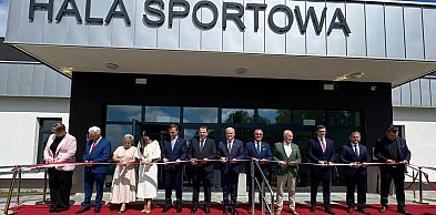 Biskupiec: Nowoczesna hala sportowa otwarta - inwestycja za blisko 23 miliony