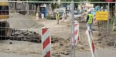Ostróda: Kostka znika w ekspresowym tempie. Remont ul. Grunwaldzkiej trwa