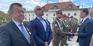 Medal Zasłużony Dla Obronności Kraju dla H. Kacprzyka i Sz. Dreja-102947