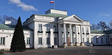 Mężczyzna, który wypuścił drona nad Belweder usłyszał zarzut i jest deportowany-103024
