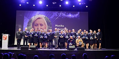 Opiekunowie Młodzieżowych Drużyn Pożarniczych z powiatu wyróżnieni-103472