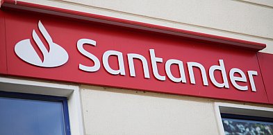 Policja: atak na klientów banku Santander to tzw. skimming-104161