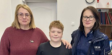 Alek, uczeń SP4 z Ostródy, oddał znaleziony portfel z pieniędzmi! Brawo!-105465