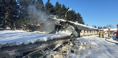 Lewałd Wielki: Pożar kurnika o powierzchni ok. 1000 m2