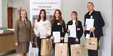 Sukces uczennic z Szyldaka w ogólnopolskim konkursie o przyrodzie