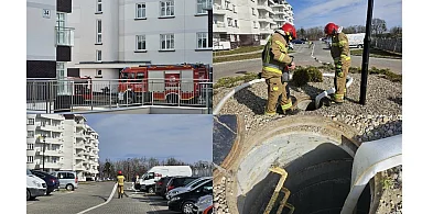 Ostróda: "Mokra robota" strażaków z JRG na ul. 1 Dywizji