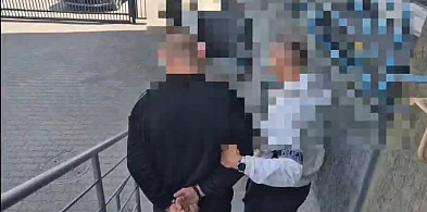 Pow. Iławski: Pościg jak z filmu. Uciekając autem wyrzucał elementy rusztowania