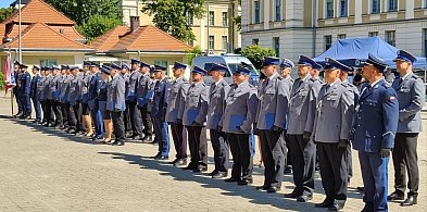 Święto Policji w Ostródzie. Były awanse, odznaczenia i wyróżnienia