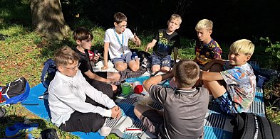 Uczniowie z Samborowa czytali Jana Kochanowskiego. Narodowe Czytanie nad-102791