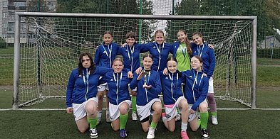 Piłkarki z Idzbarka najlepsze w regionie! SP Idzbark z awansem do finału wojewódzk-103599