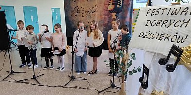 Festiwal Dobrych Dźwięków w Szkole Podstawowej w Durągu-103692