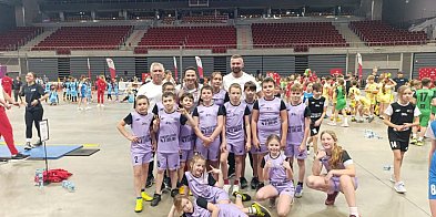 Uczniowie z Idzbarka z sukcesem w ogólnopolskim finale Lekkoatletyki z Orlika!-105285