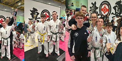 Młodzi karatecy z Ostródy podbili Hiszpanię! Bracia Kajetankowie z medalami!