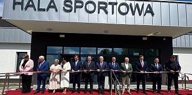 Biskupiec: Nowoczesna hala sportowa otwarta - inwestycj