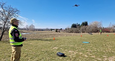 Pow. Ostródzki: Nowi operatorzy dronów. Strażacy podnoszą kwalifikacje