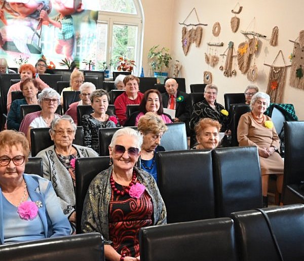 Ostróda: Seniorzy świętowali swój dzień-104984