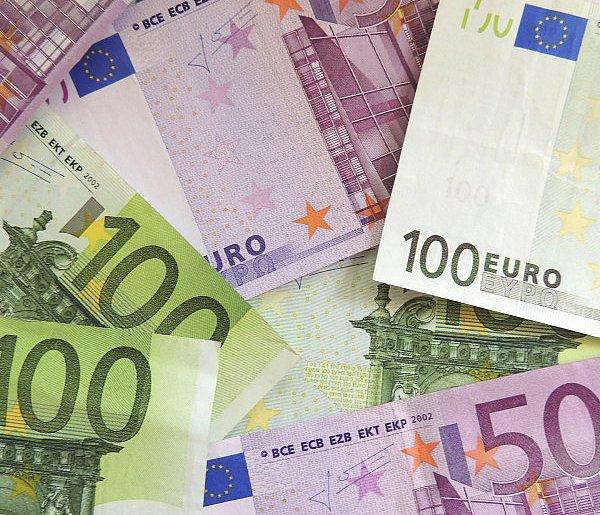 Wygląd banknotów do zmiany. Na jeden z nich może trafić znana Polka-106380