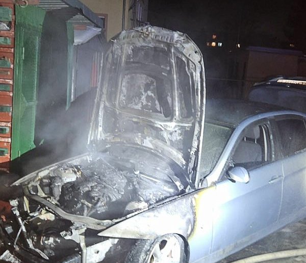 Ostróda: Pożar samochodu osobowego na ul. Żeromskiego