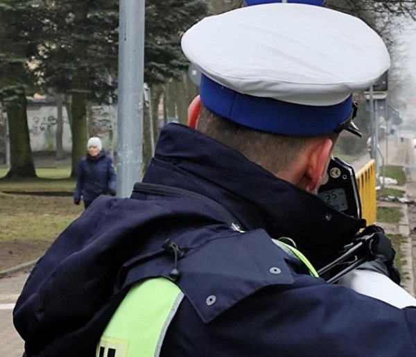 S7: Zimowa aura nie studzi zapędów kierowców. Rażące przekroczenia prędkości