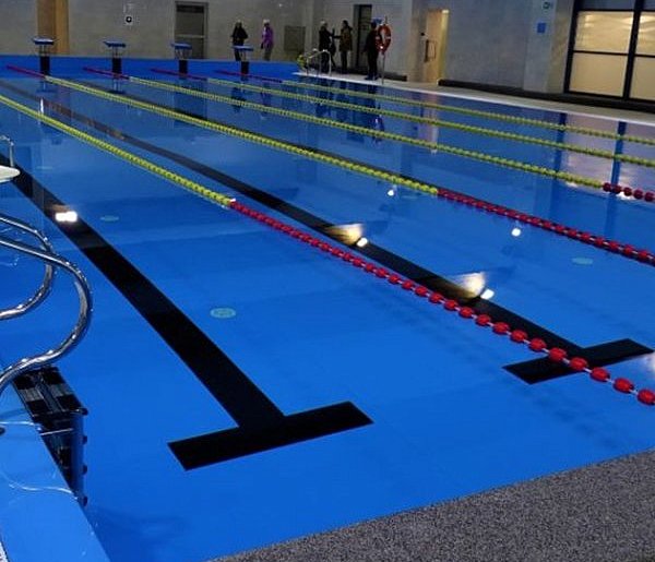 341 dzieci z ostródzkich szkół skorzysta z programu nauki pływania