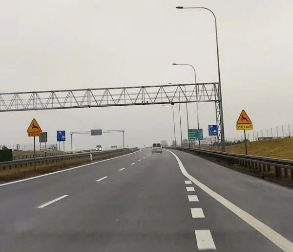 Uwaga kierowcy! Uruchomiono odcinkowy pomiar prędkości na S7 pod Ostródą!