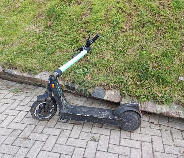 Gwałtowny wzrost liczby wypadków na hulajnogach. Jazda