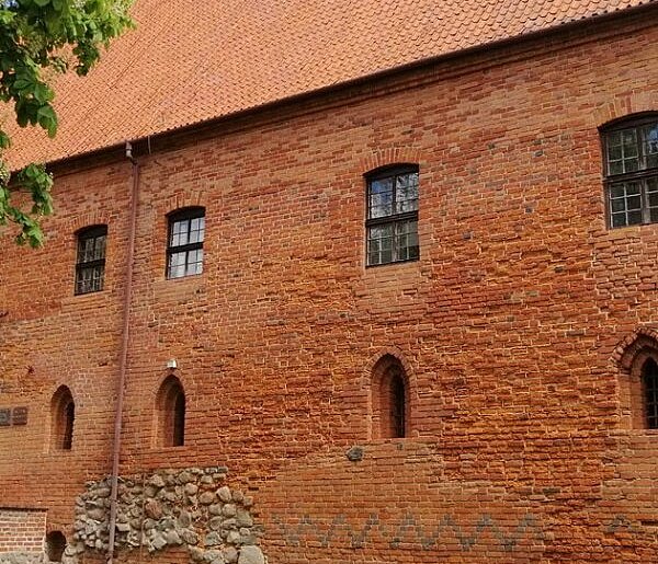 Ostróda: Zamek przejdzie metamorfozę, powstanie też "szósta pochylnia"