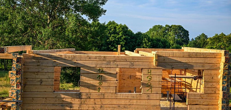 Architekt: Polacy myślą o tym, żeby ich domy były ekologiczne, ale wciąż pojawiają