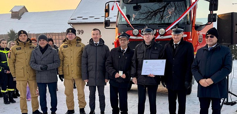 Nowy samochód ratowniczo-gaśniczy dla OSP Laseczno