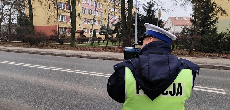 Gm. Ostróda: Mandaty i utrata prawa jazdy za nadmierną prędkość