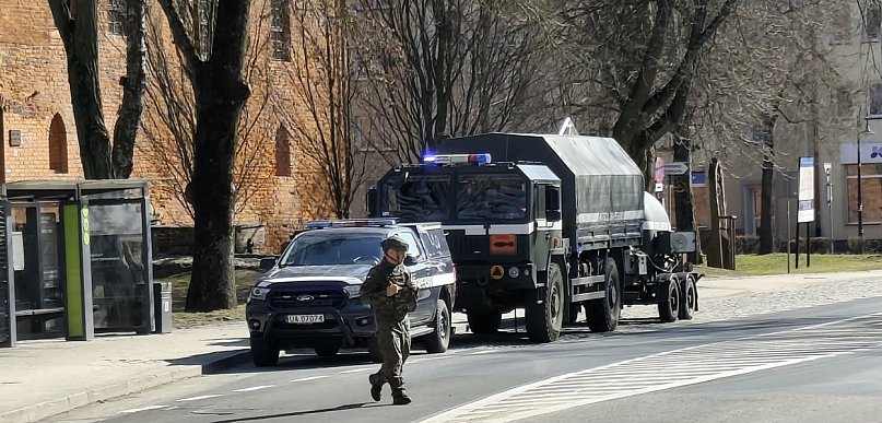 Ostróda: Niewybuch w Drwęcy tuż przy Urzędzie Miejskim przy ul. Mickiewicza