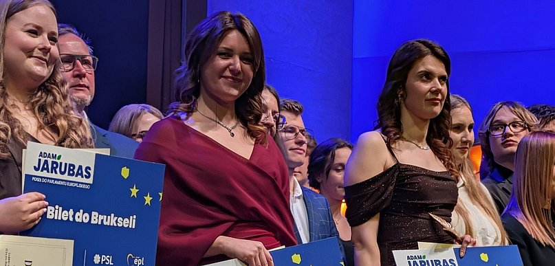 Lucyna Gliwka z Muzeum Bitwy pod Grunwaldem i Krystyna Gliwka z nagrodą!