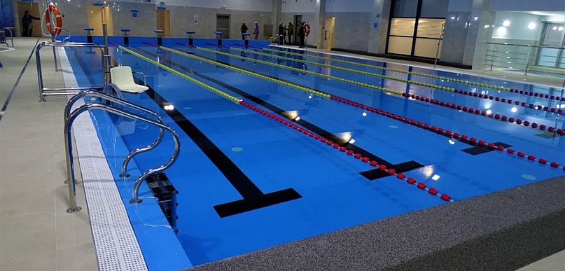 341 dzieci z ostródzkich szkół skorzysta z programu nauki pływania