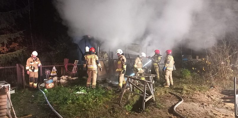 Nocna tragedia w gm. Morąg! W pożarze zginął 60-letni mężczyzna - 104348