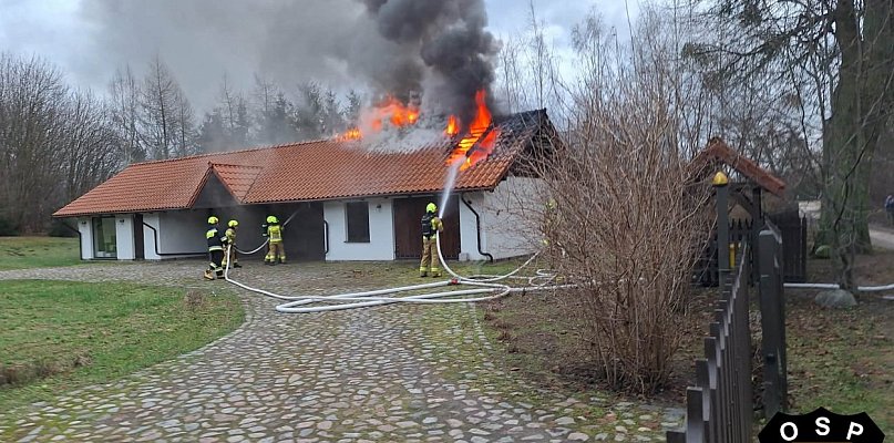 Duży pożar dachu w Pacółtówku w gm. Grunwald! - 105747