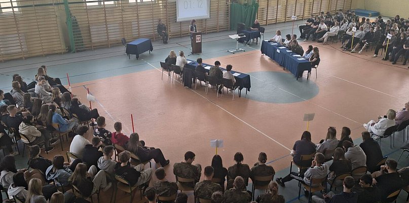 Szkoła rozwija? Gorąca debata oksfordzka w morąskim ZSZiO