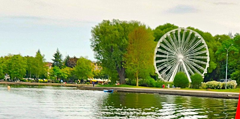 Ostróda: Podziwiaj panoramę miasta z 30 metrów: Diabelski młyn już latem