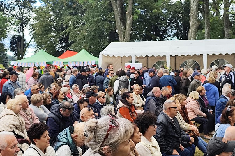 Tłumy na Mazurskim Dniu Ziemniaka w Kraplewie