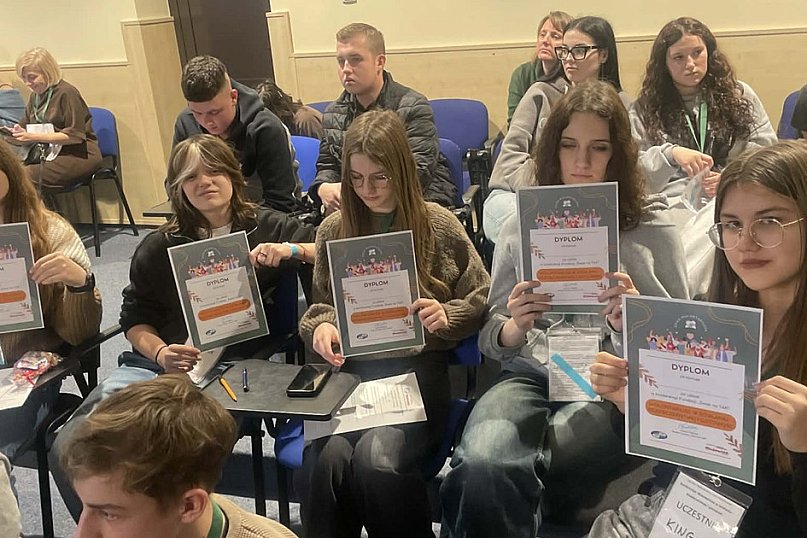 Gm. Ostróda:Uczennice z SP w Durągu na konferencji